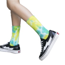 Trendy Tie Dye Mid Tube Cotton Socks