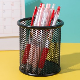 The wrought iron storage pen holder can store small items. It is suitable for a variety of occasions and is easy to carry without taking up space
